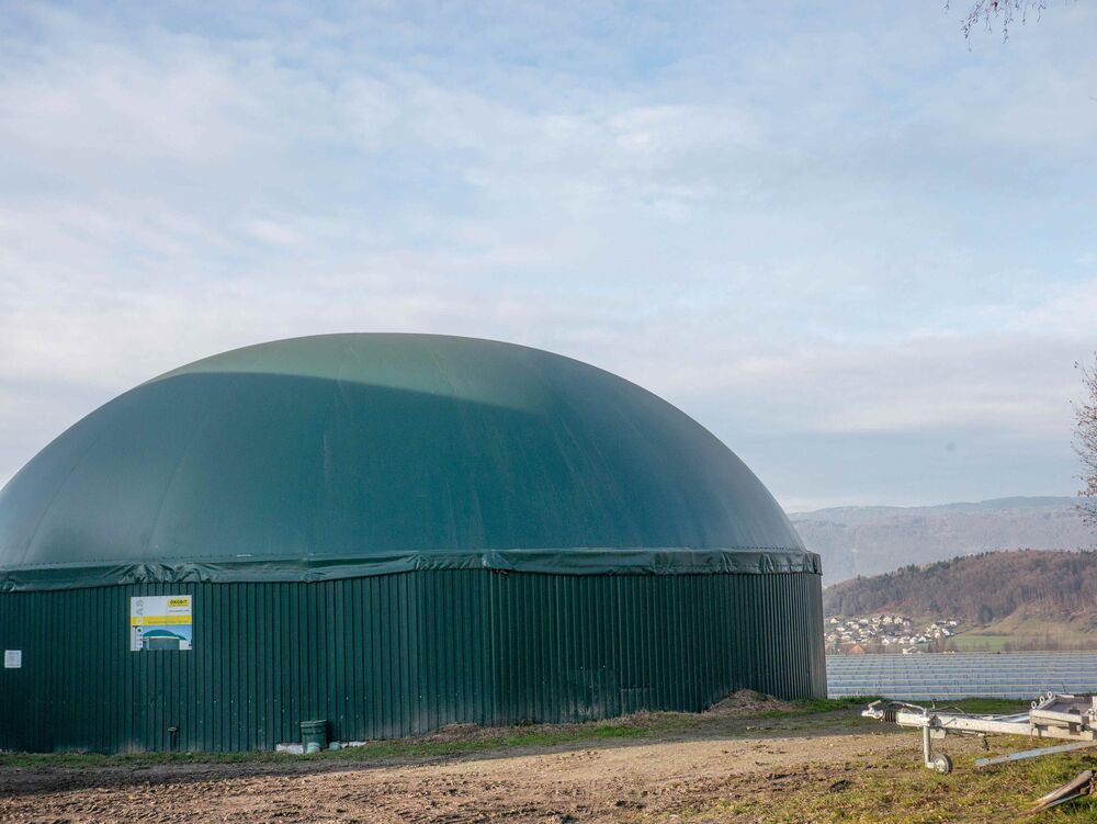 Gasspeicher einer Biogasanlage auf einem Landwirtschaftsbetrieb. (Foto: David Eppenberger) 